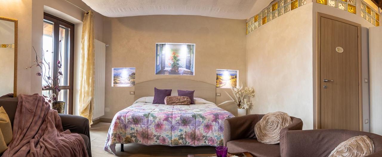 La Valle B&B Асті Екстер'єр фото