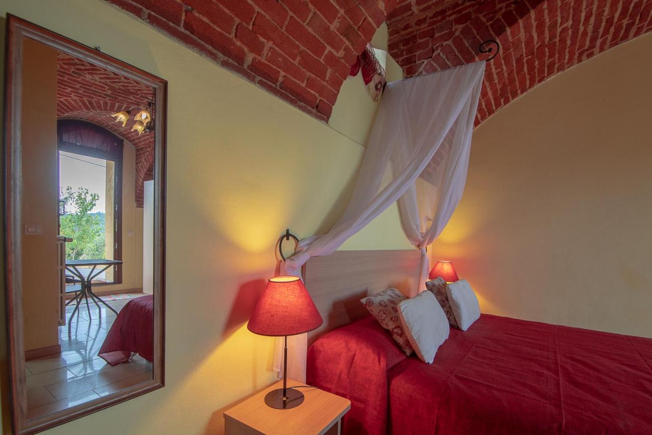 La Valle B&B Асті Екстер'єр фото