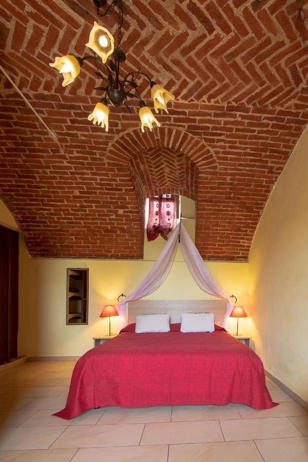 La Valle B&B Асті Екстер'єр фото