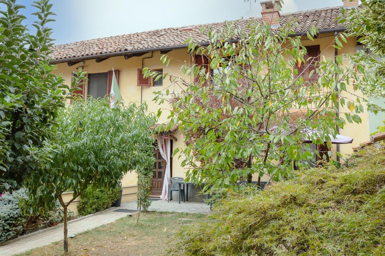 La Valle B&B Асті Екстер'єр фото
